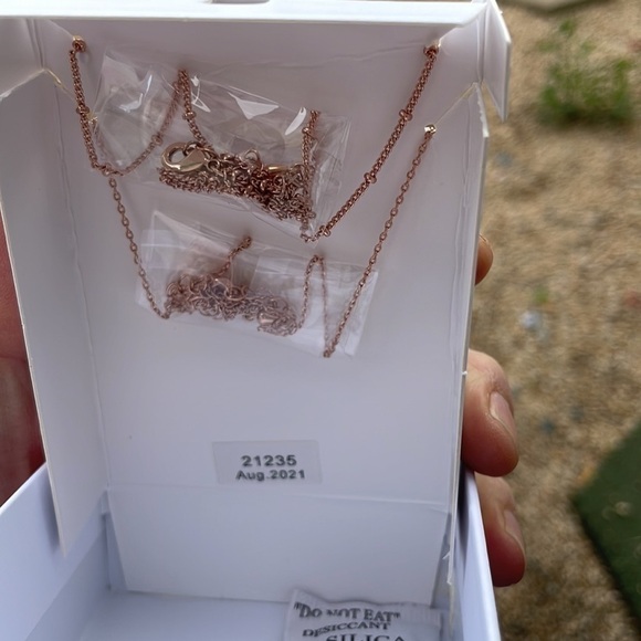 YOU & Me by City Luxe mother and daughter necklace set - Picture 3 of 3